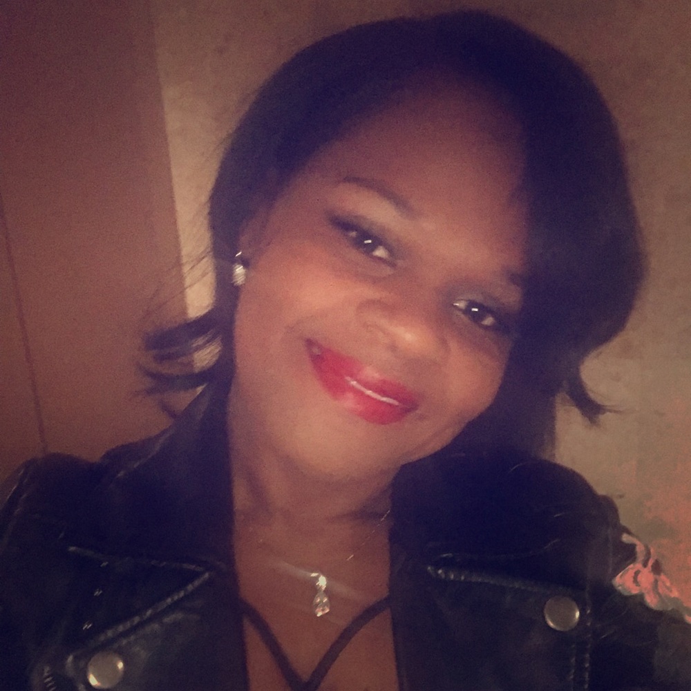 Meet your Posher, Aisha
